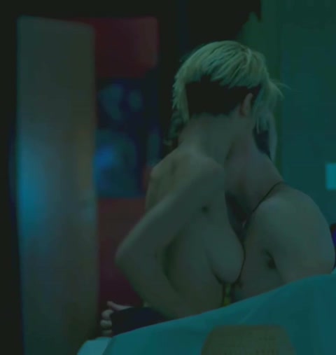 incomparableskybluebuzzard.mp4